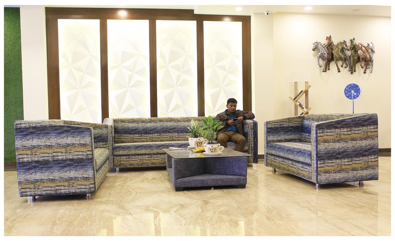 Hotel Radiant Inn Roorkee Kültér fotó